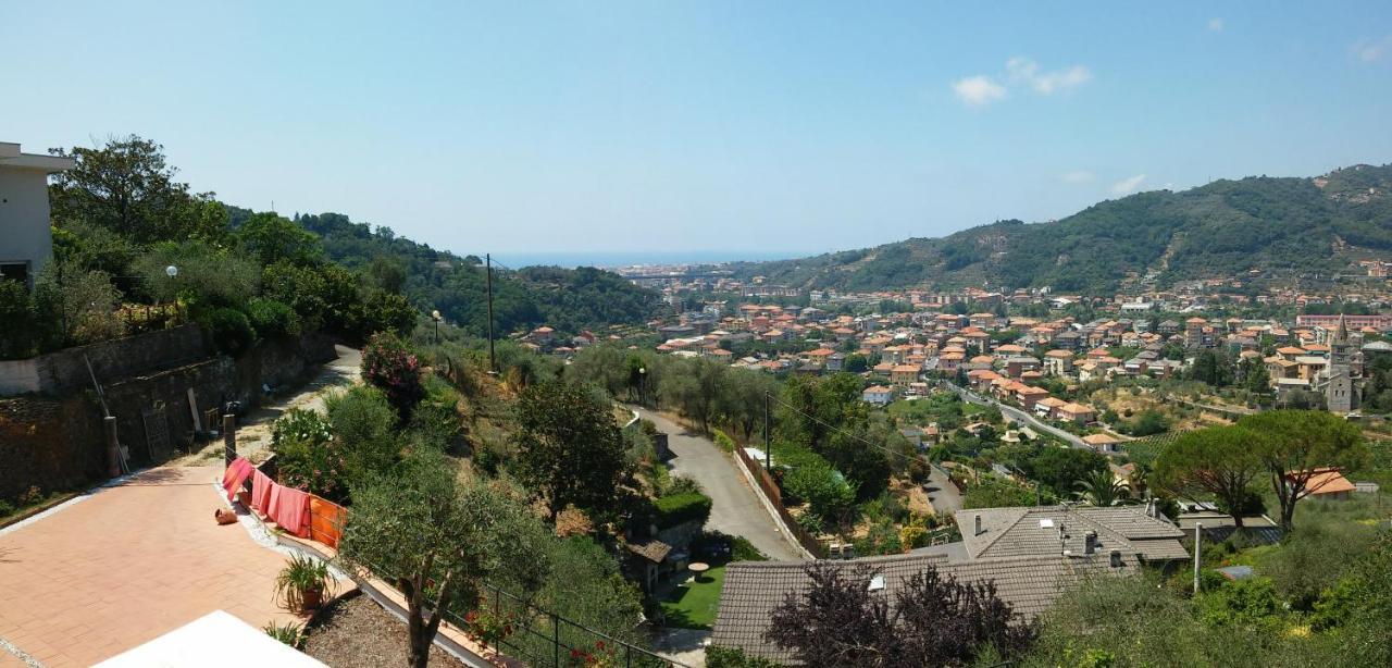 Room In Villa - Room In The Hills With Garden And Sea View San Salvatore  Ngoại thất bức ảnh